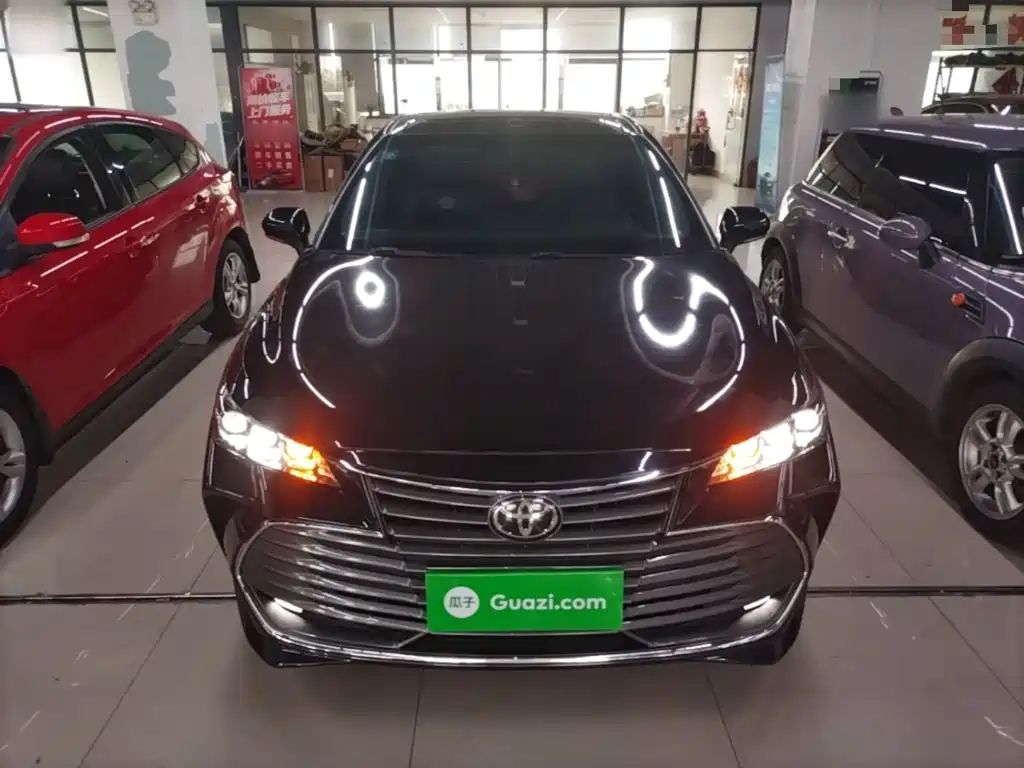 Toyota Avalon — миниатюра 3