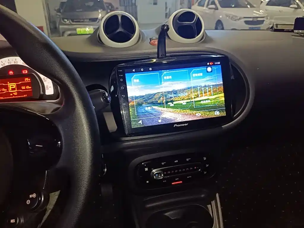 smart Smart Forfour — миниатюра 13