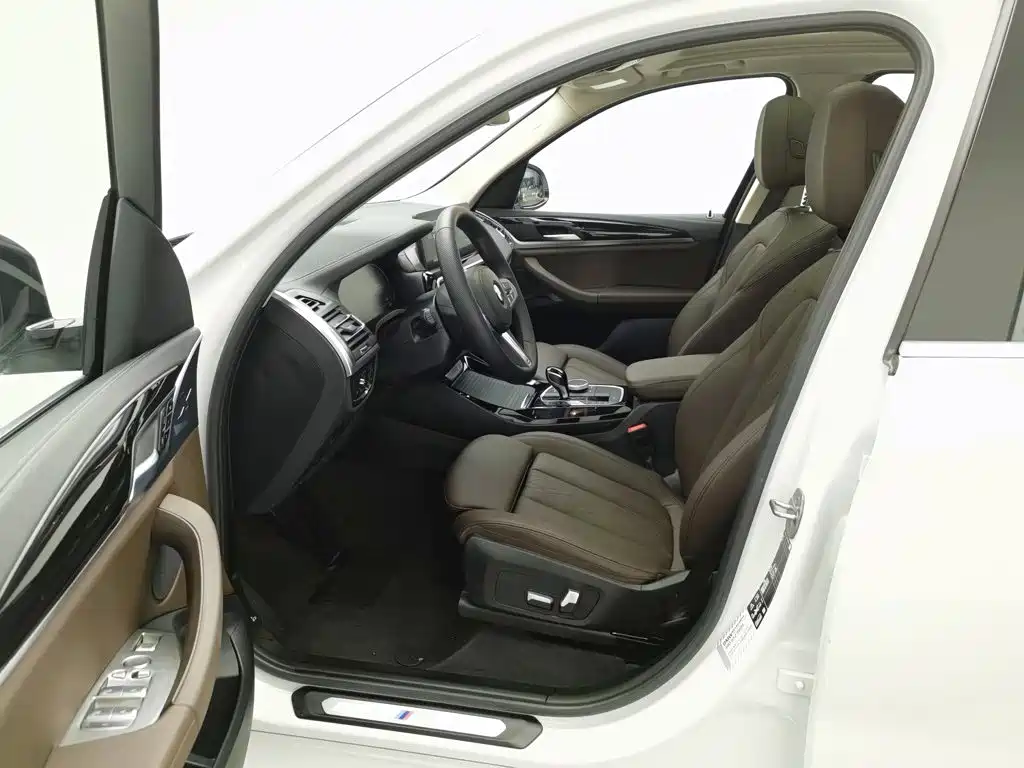 BMW X3 — миниатюра 10