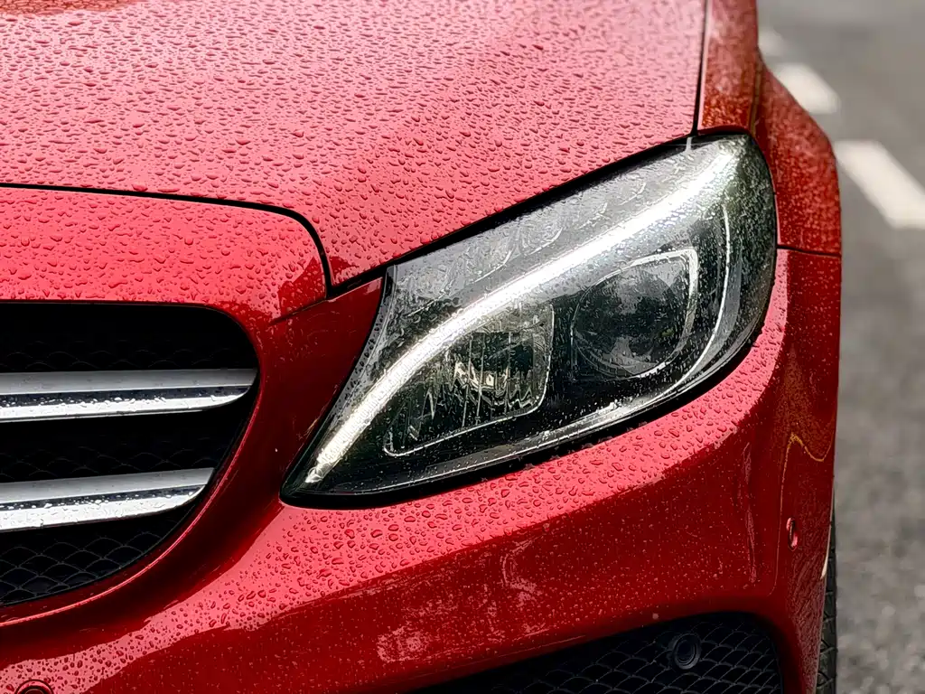 Mercedes-Benz C-Class — миниатюра 10