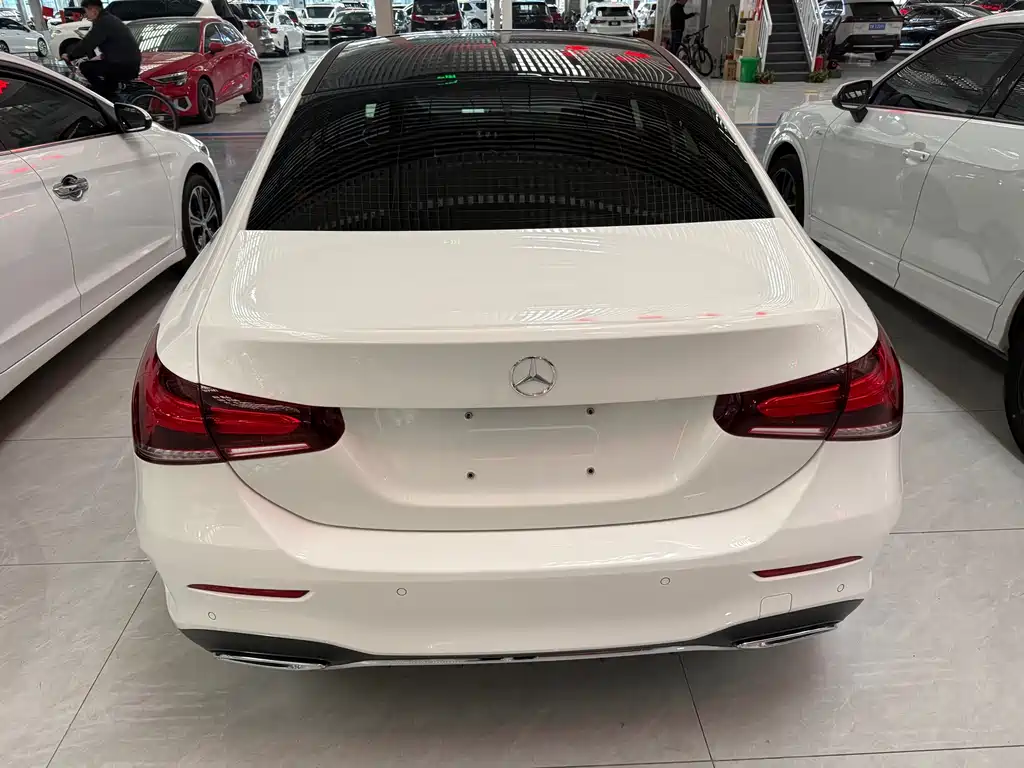 MERCEDES-BENZ A CLASS