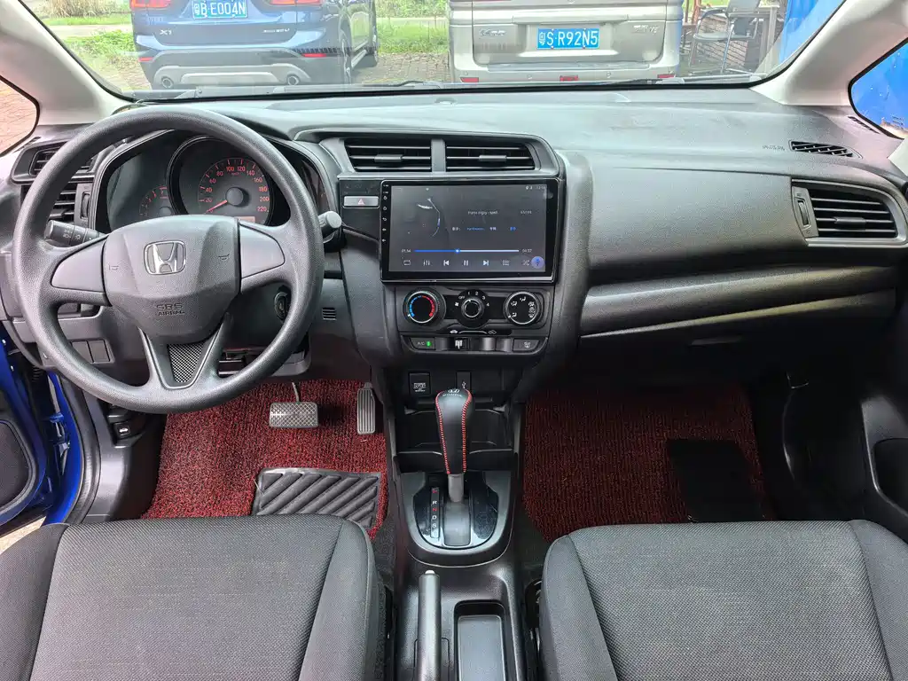 Honda Fit — миниатюра 5
