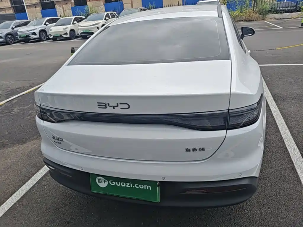 BYD Seal 05 DM-i — миниатюра 6
