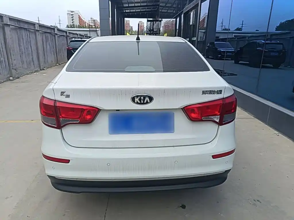 Kia K2 — миниатюра 6