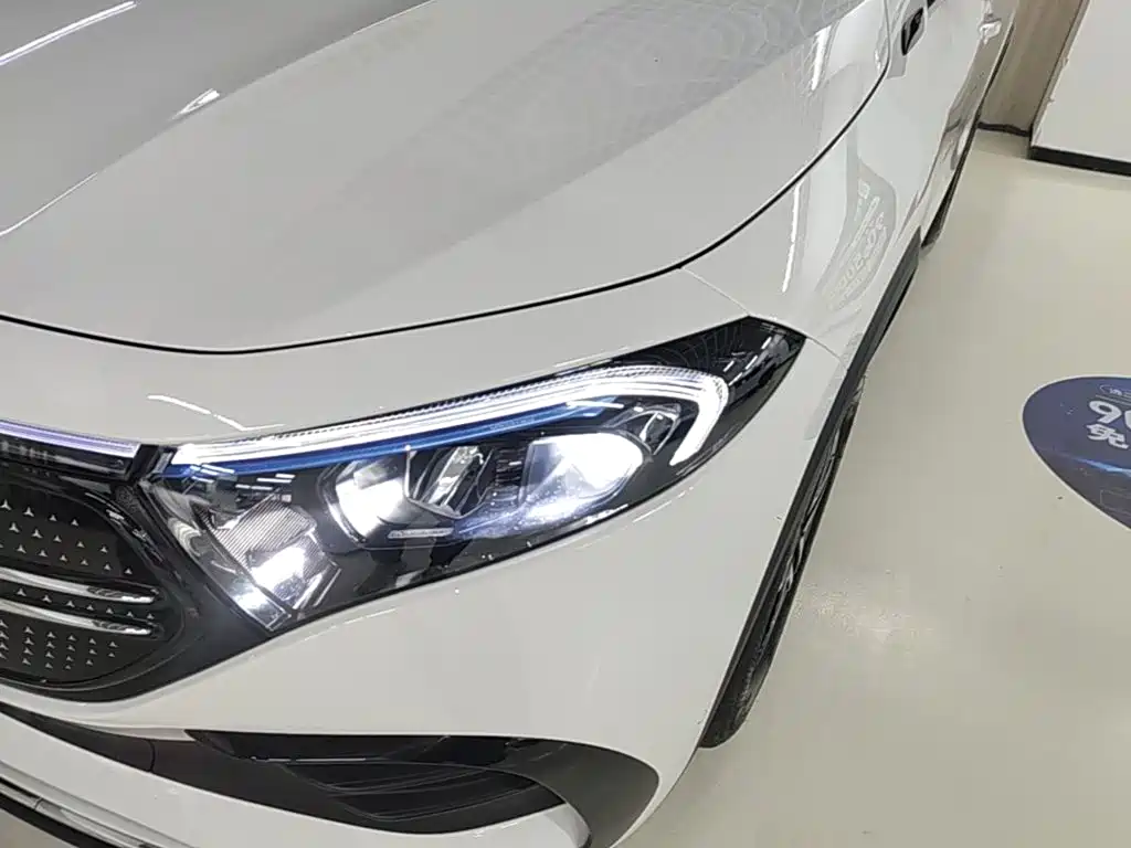 Mercedes-Benz EQA — миниатюра 24
