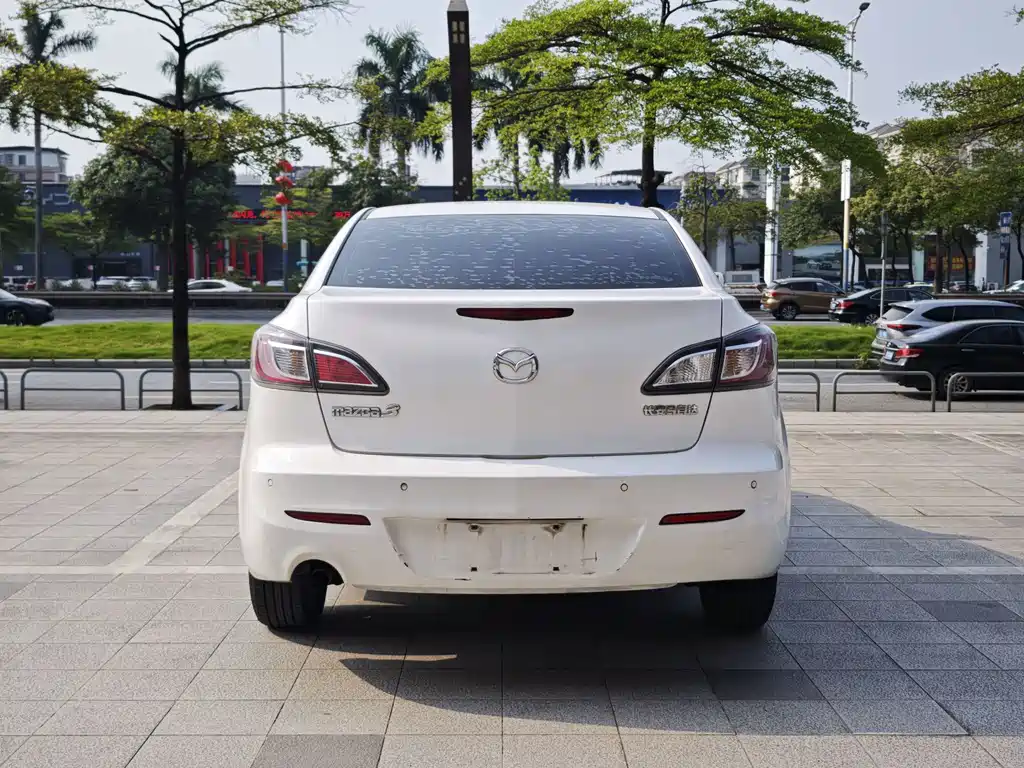 Mazda 3 Xingcheng — миниатюра 3