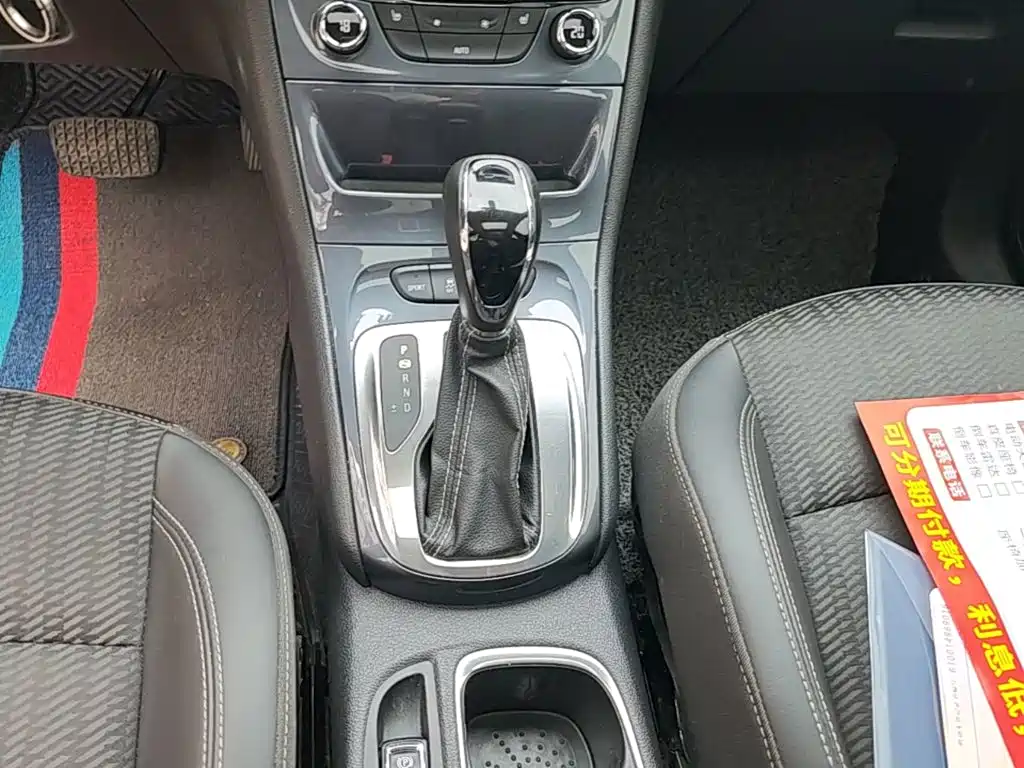 Buick Verano — миниатюра 14