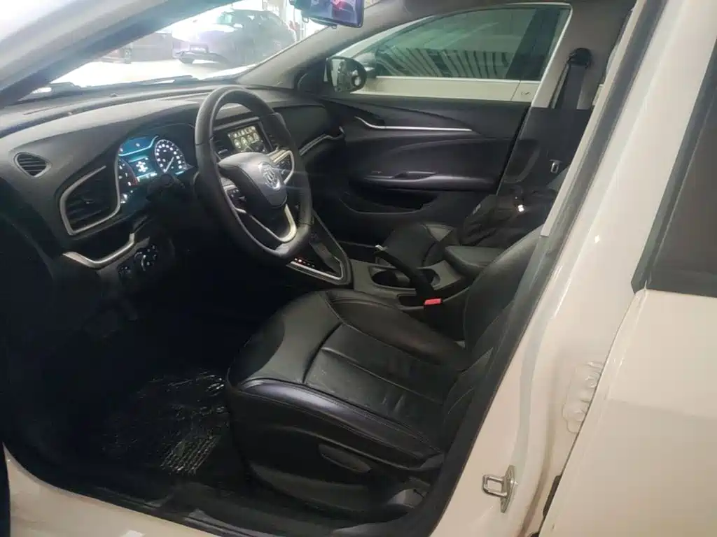 Buick Excelle — миниатюра 11