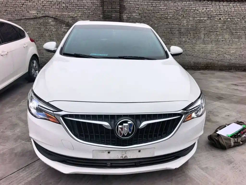 Buick Excelle — миниатюра 3