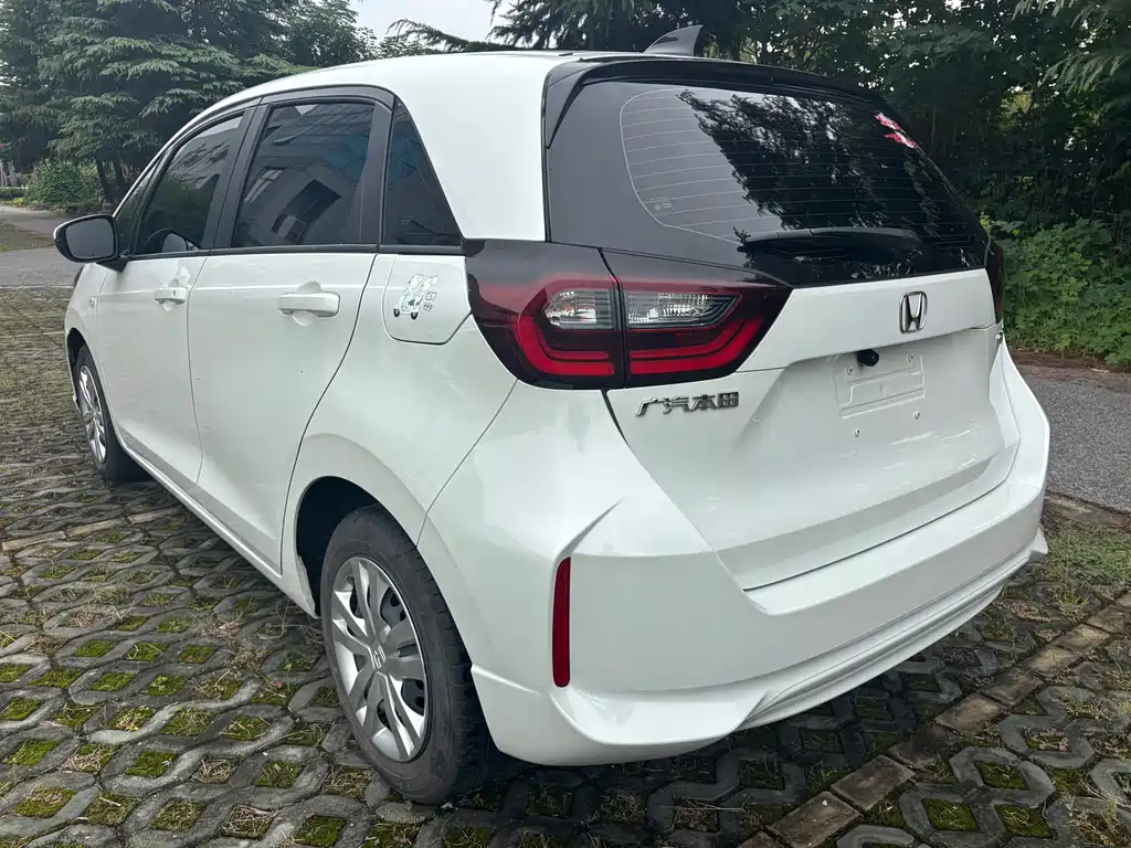 Honda Fit — миниатюра 4