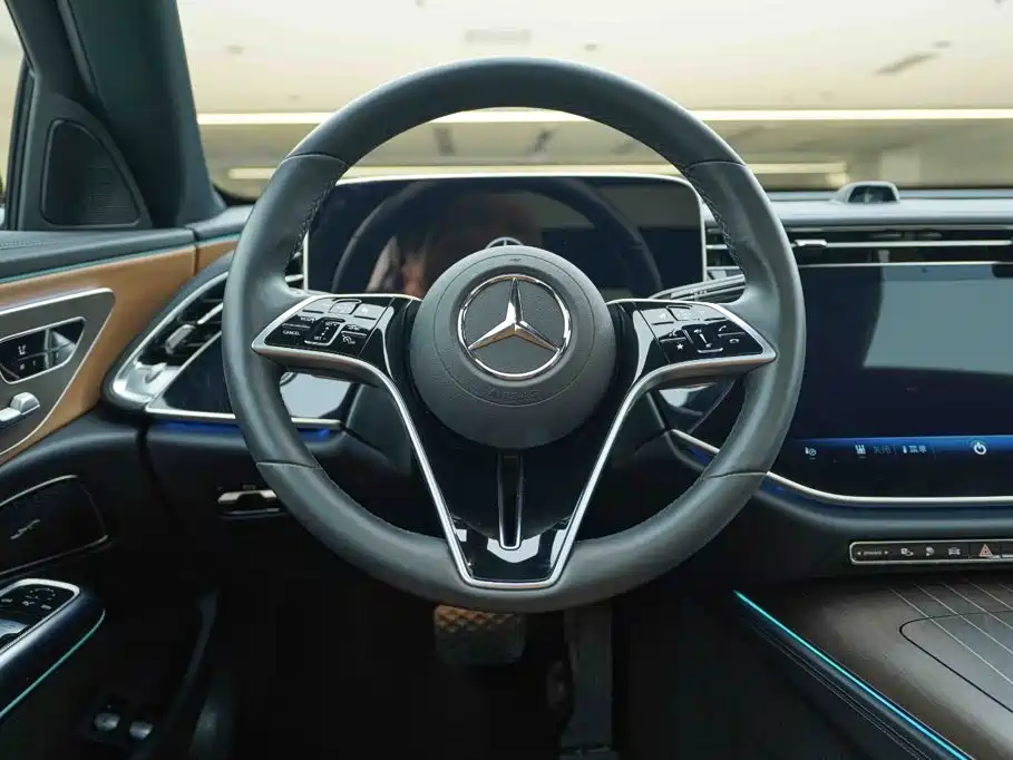 Mercedes-Benz E-Class New Energy — миниатюра 16