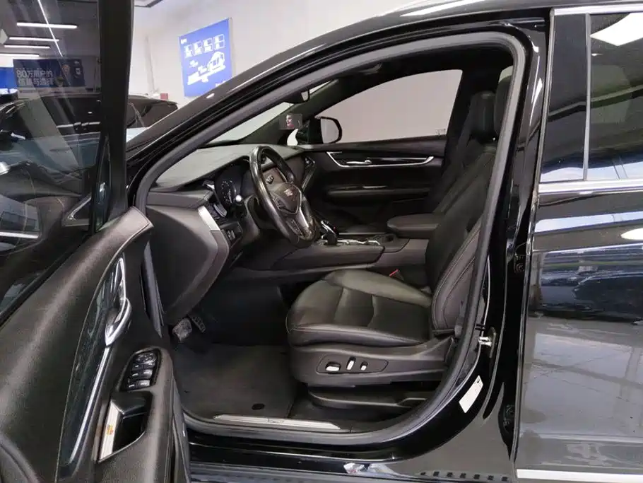 Cadillac XT5 — миниатюра 9