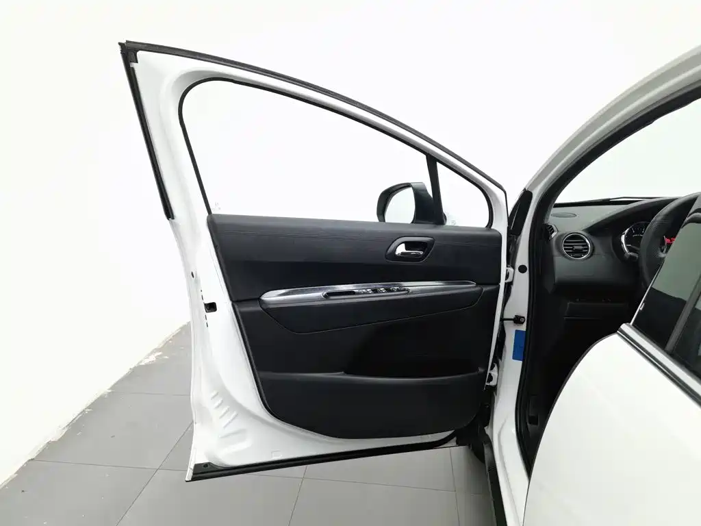 Peugeot 3008 — миниатюра 8
