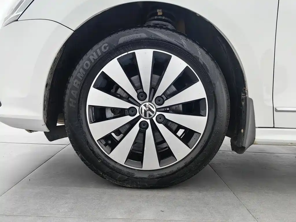 Volkswagen Sagitar — миниатюра 17