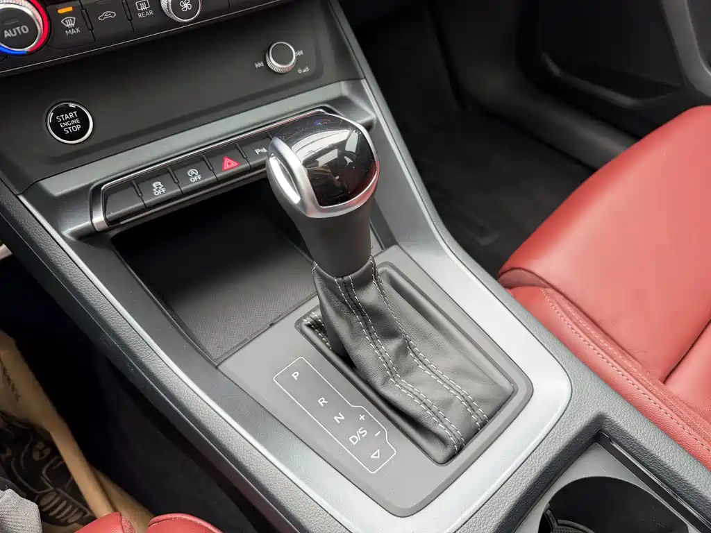 Audi Q3 Sportback — миниатюра 12