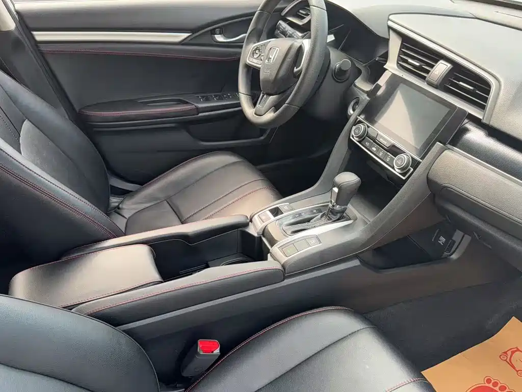Honda Civic — миниатюра 5