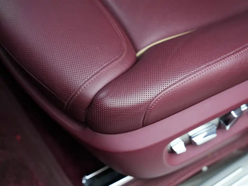 Rolls-Royce Ghost — миниатюра 12