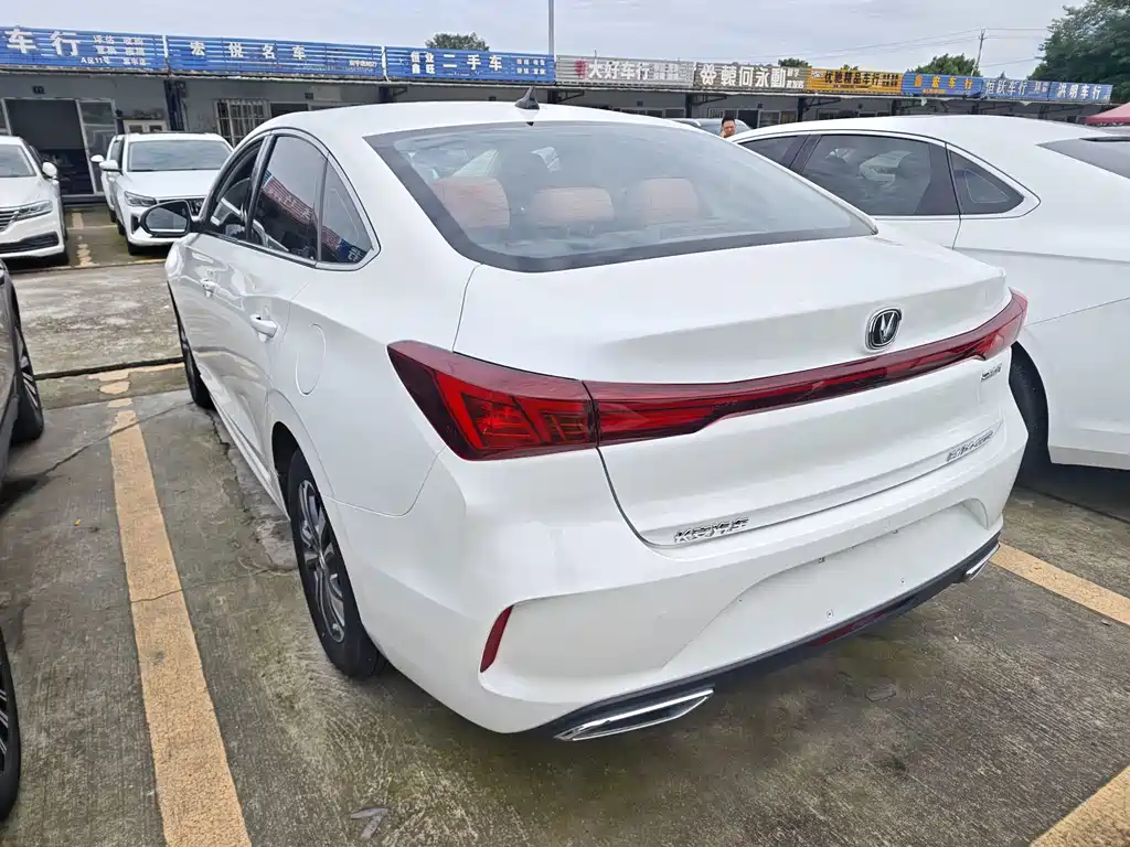Changan Eado — миниатюра 16