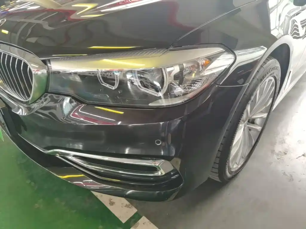 BMW 5 Series — миниатюра 24