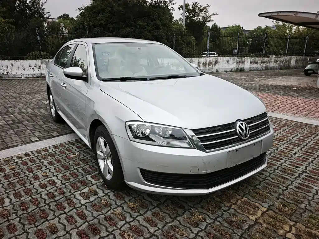 Volkswagen Lavida — миниатюра 3