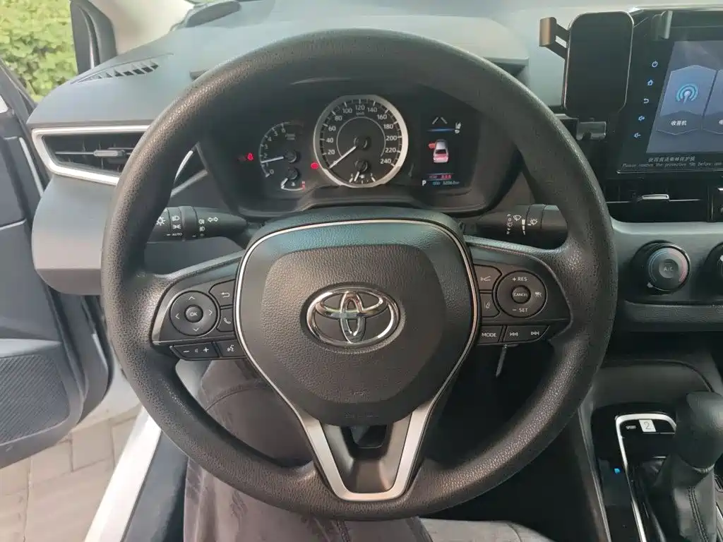 Toyota Corolla — миниатюра 11