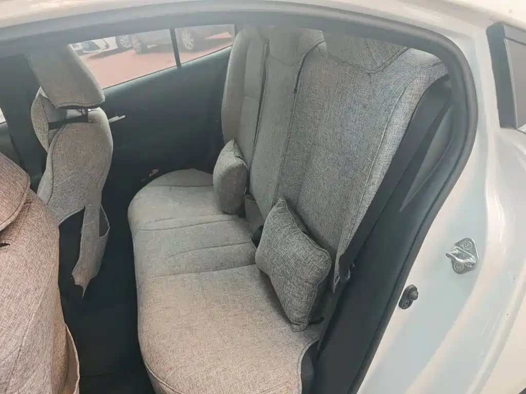 Toyota Corolla — миниатюра 18