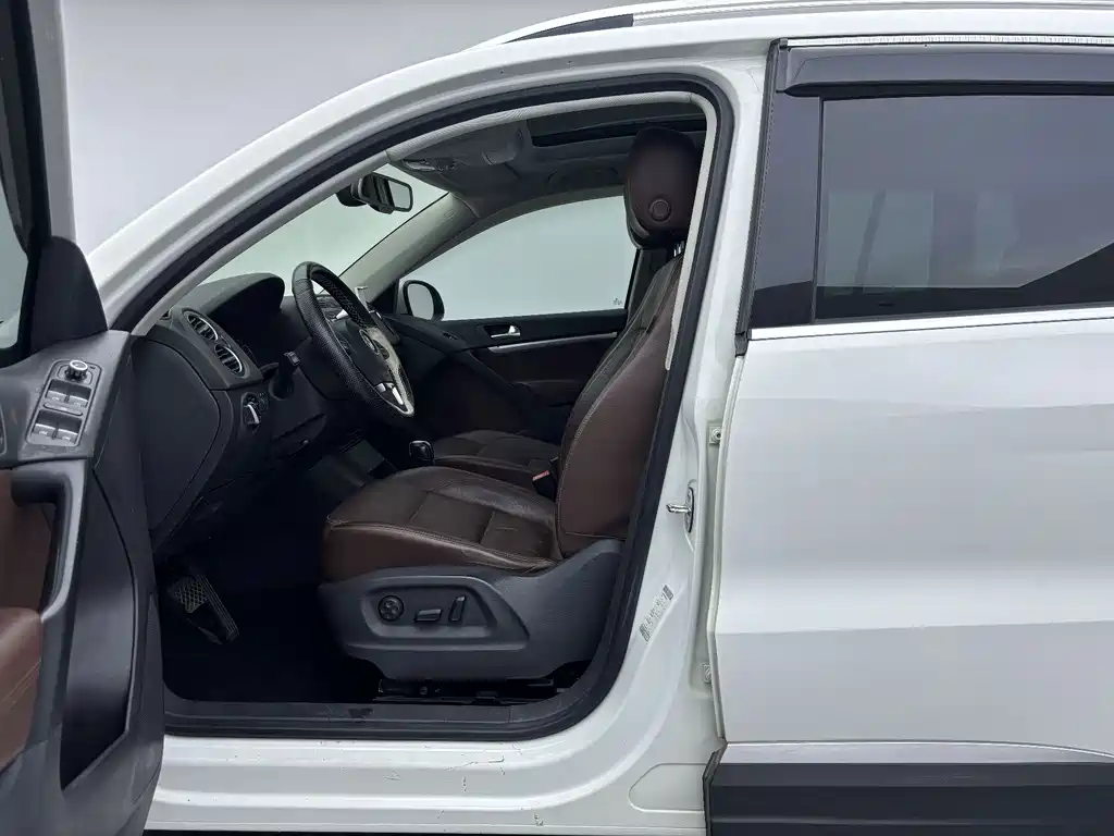 Volkswagen Tiguan — миниатюра 7