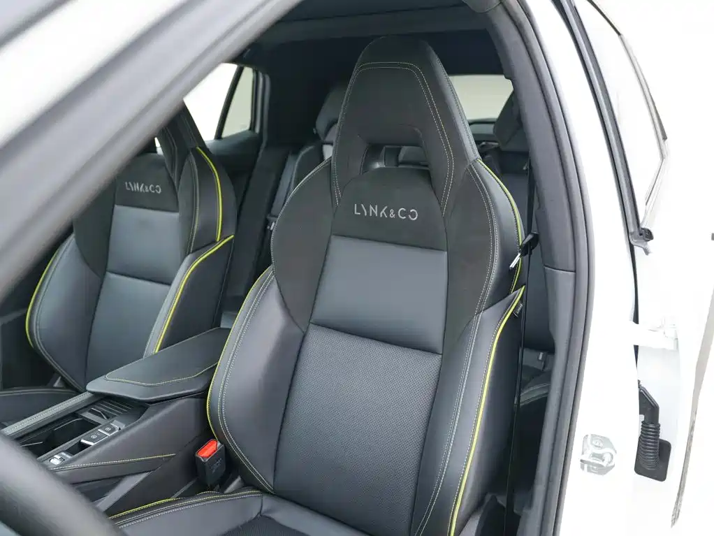 Lynk & Co 06 — миниатюра 15