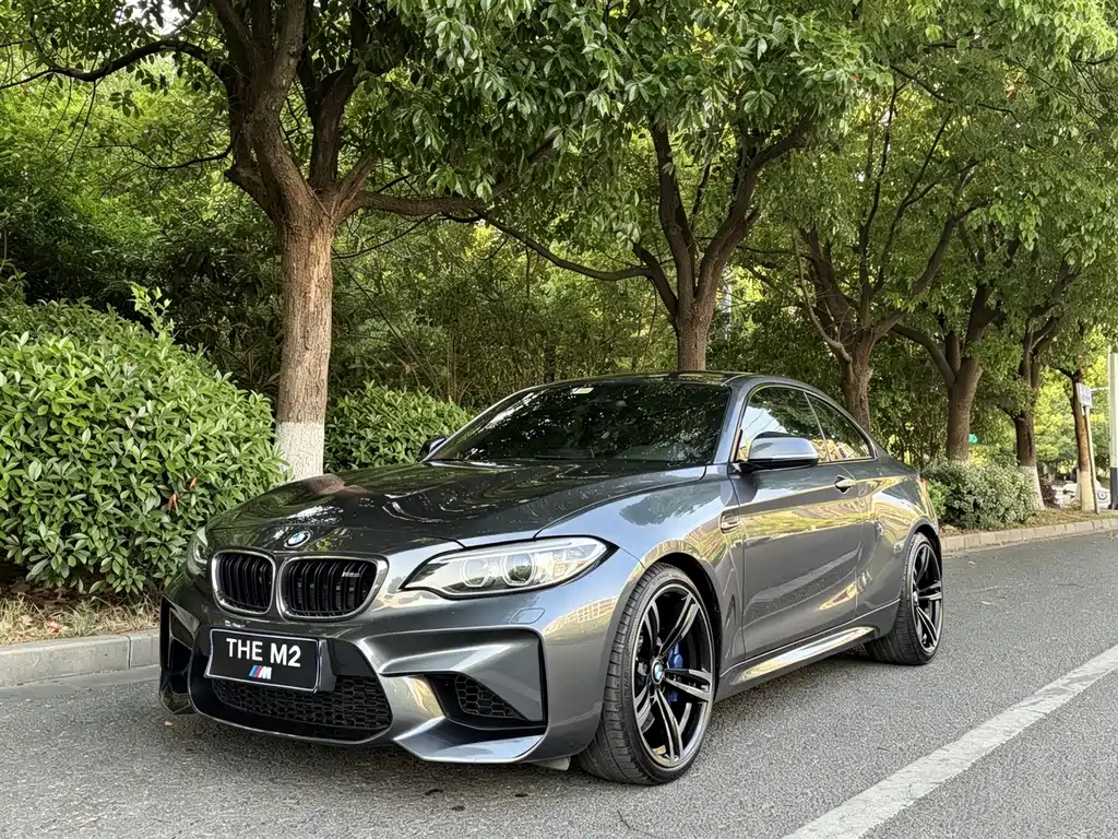 BMW M2 2017