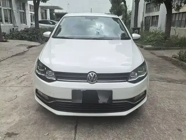 VOLKSWAGEN POLO 2018