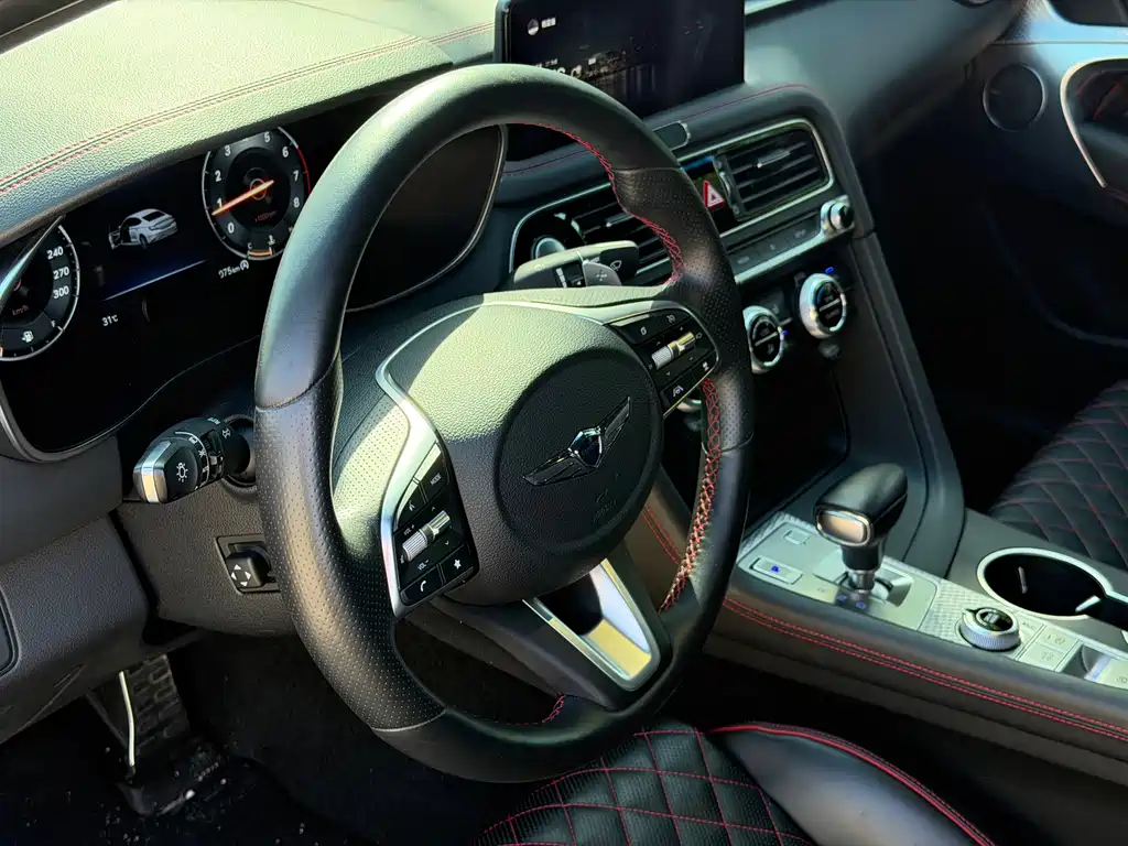 Genesis G70 — миниатюра 5