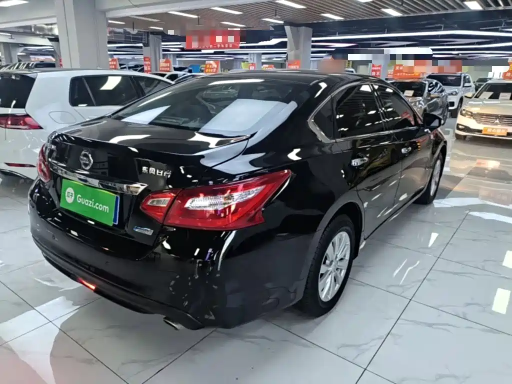 Nissan Teana — миниатюра 7