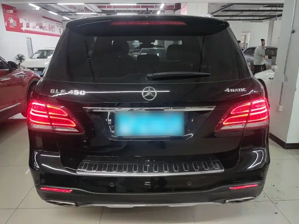 Mercedes-Benz GLE (Import) — миниатюра 6