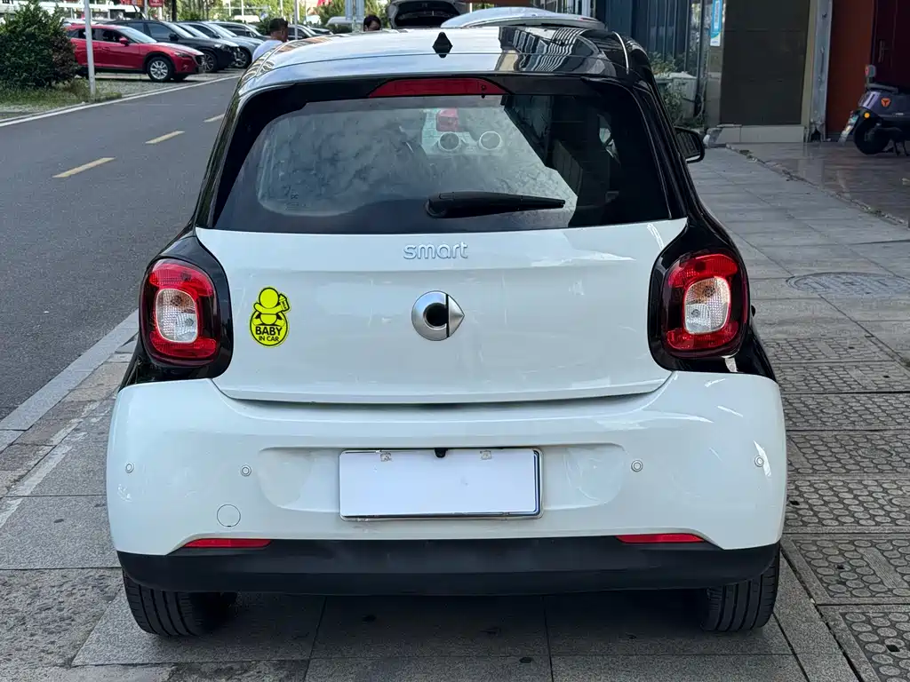 smart Smart Forfour — миниатюра 5