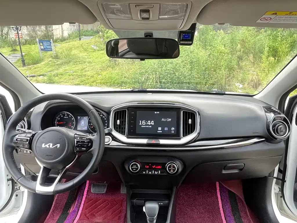 Kia KX1 — миниатюра 6