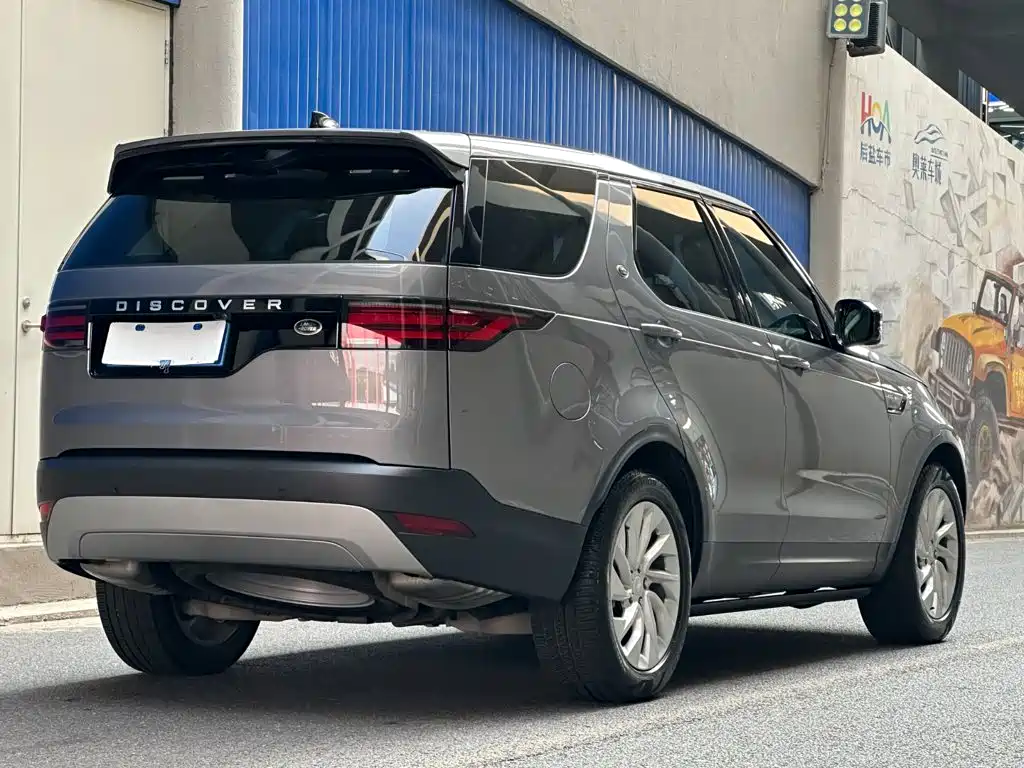 Land Rover Discovery — миниатюра 5