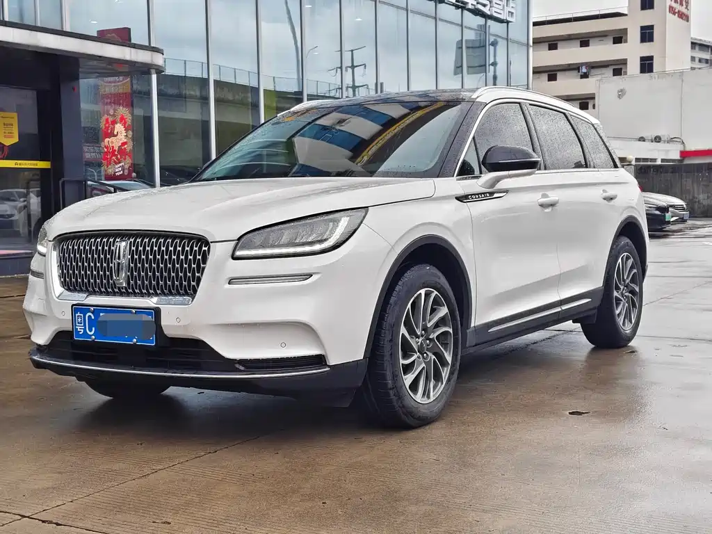 Lincoln Corsair 2021