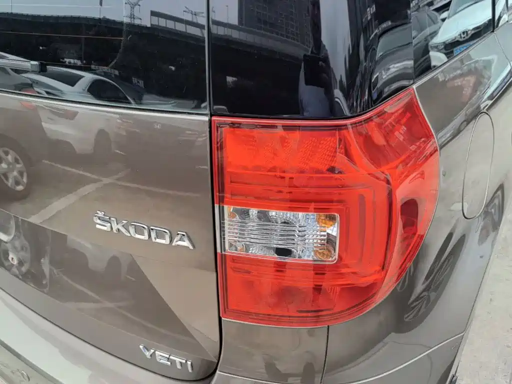 Skoda Yeti — миниатюра 8