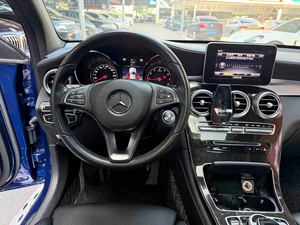 Mercedes-Benz GLC — миниатюра 14