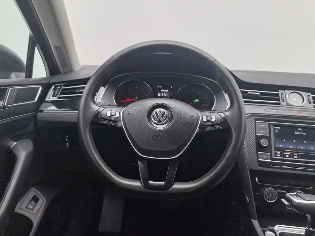 Volkswagen Magotan — миниатюра 11