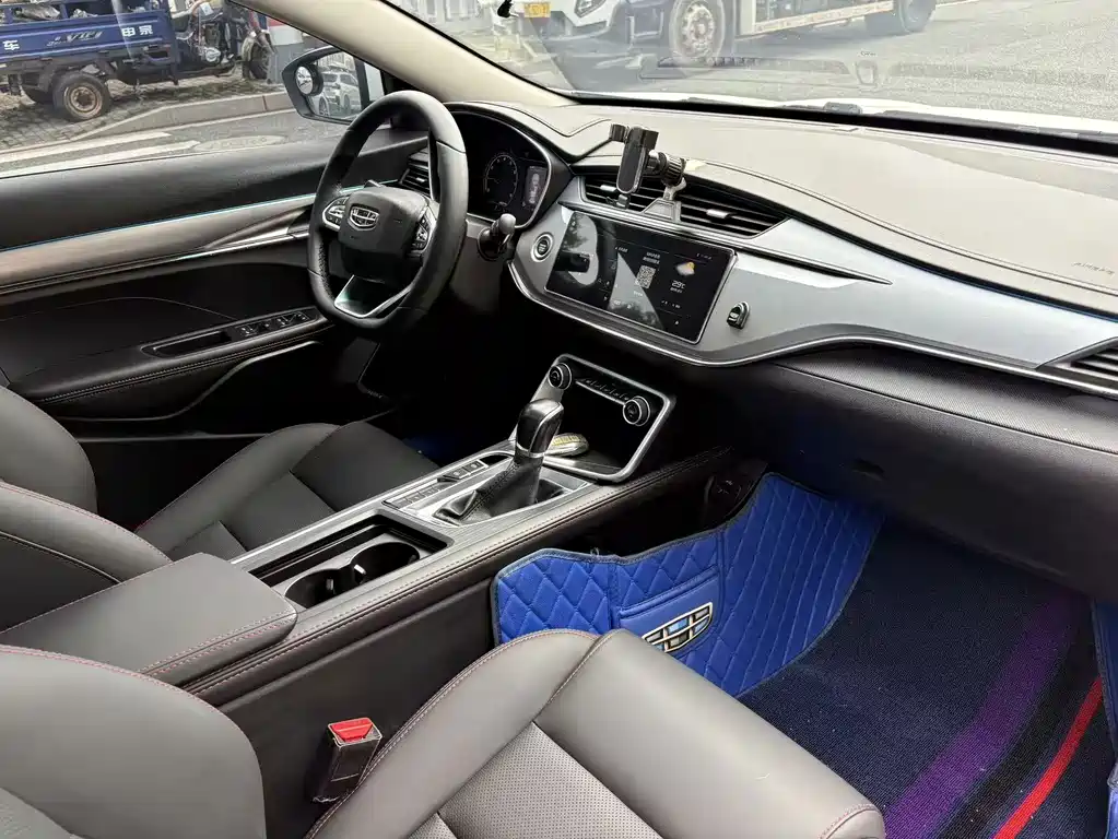 Geely Binrui — миниатюра 11