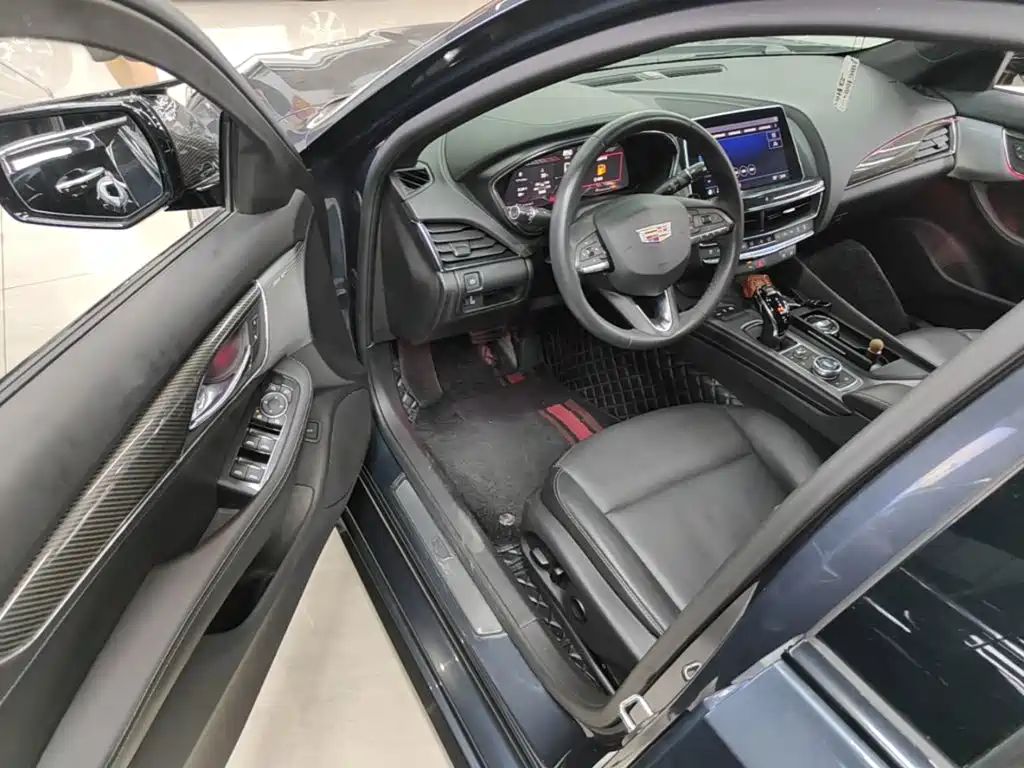 Cadillac CT5 — миниатюра 16