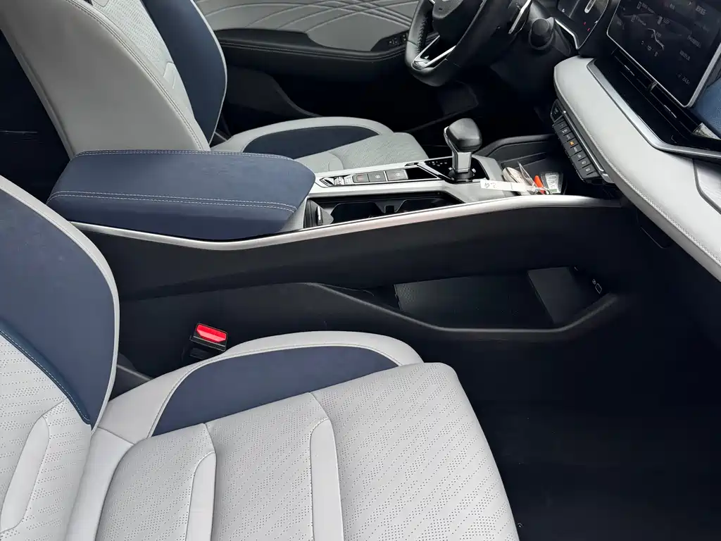 GEELY AUTOMOBILE XINGRUI