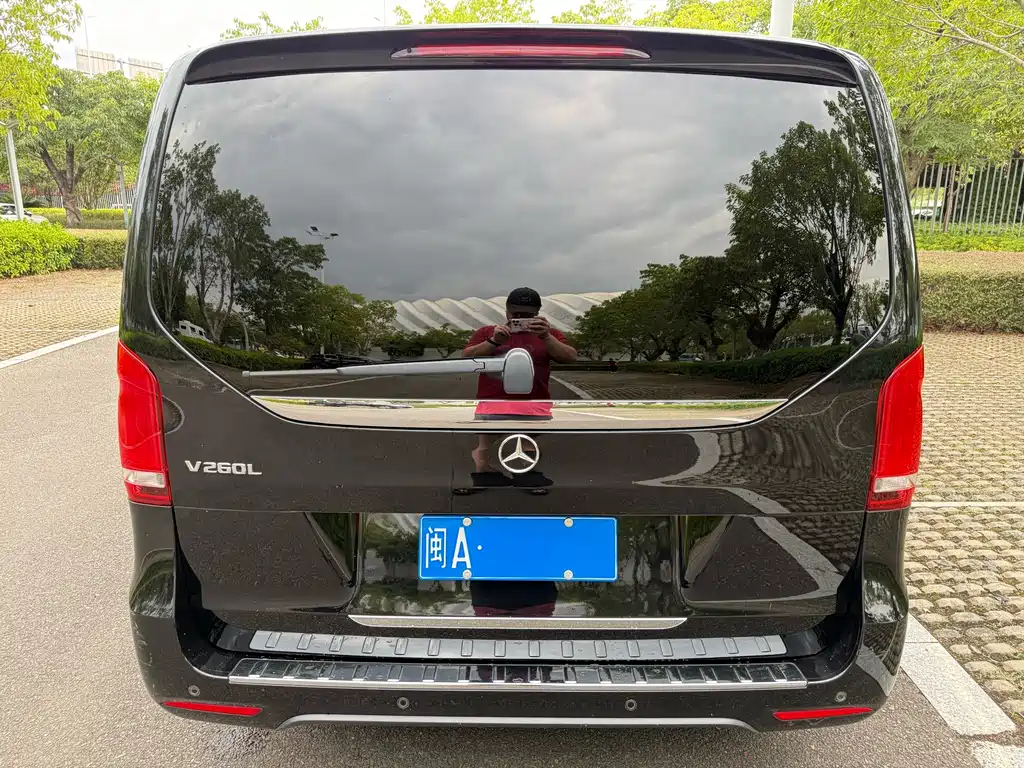 Mercedes-Benz V-Class — миниатюра 5