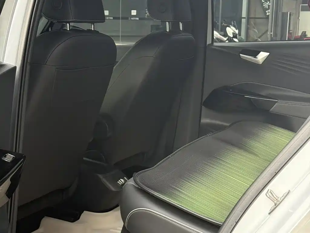 Volkswagen ID.3 — миниатюра 6