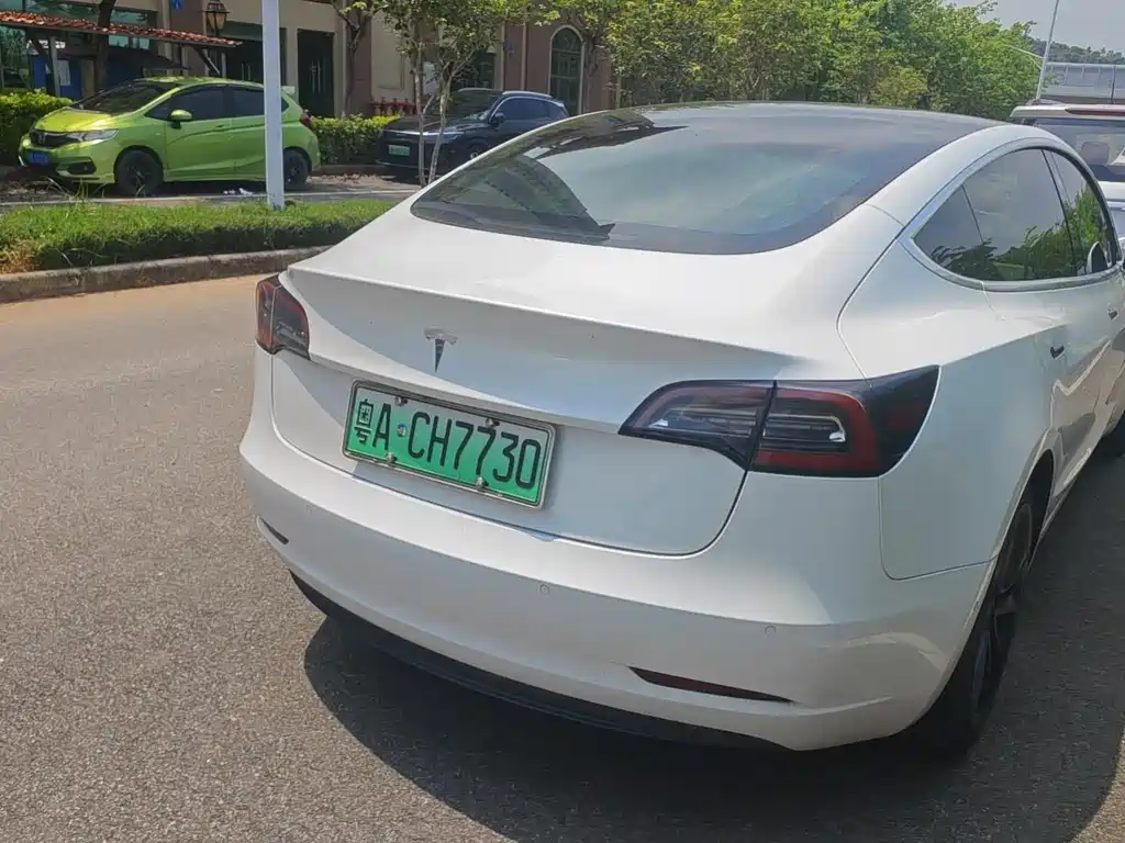 Tesla Model 3 — фотографии объявления, Фото 13