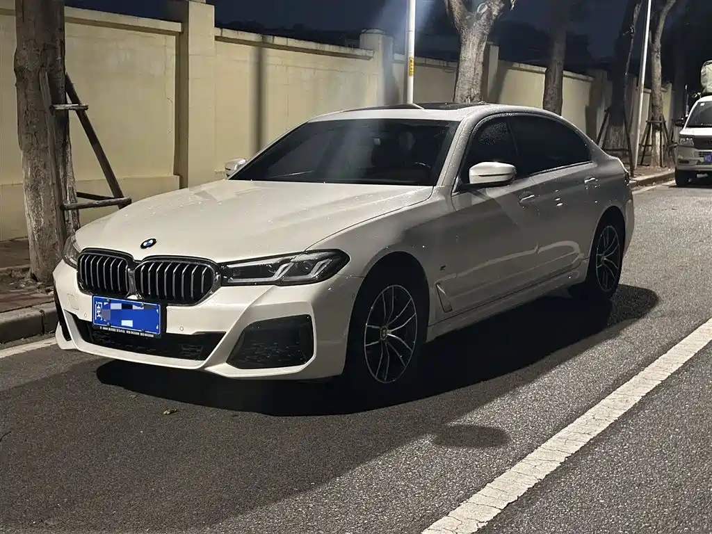 BMW 5 Series 2024