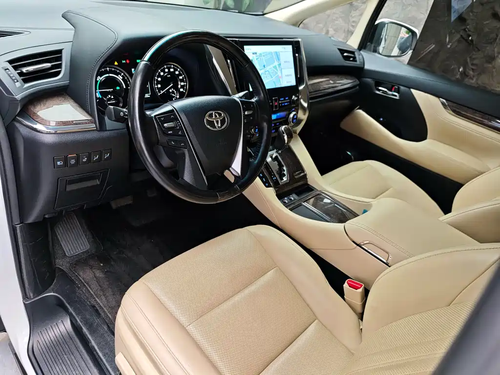 Toyota Alphard 2021 2.5L Luxury
