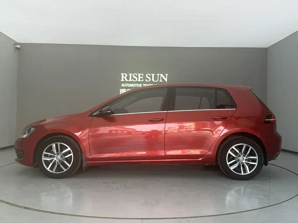 Volkswagen Golf — миниатюра 4