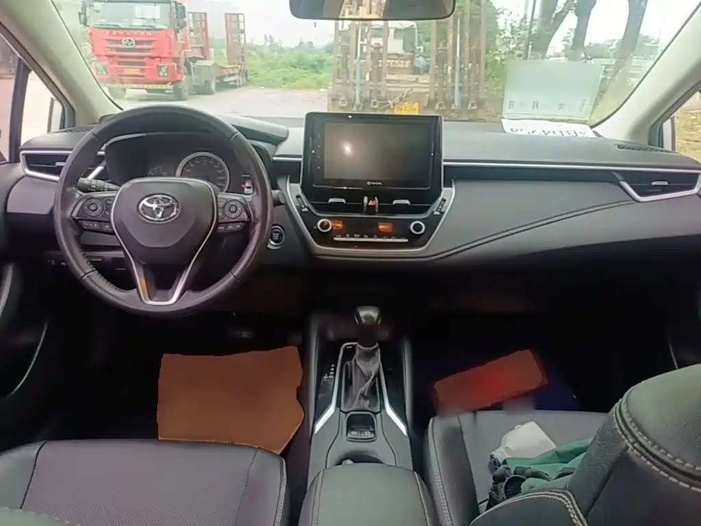 Toyota Corolla — миниатюра 10